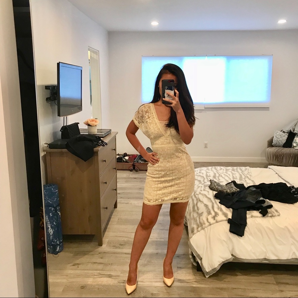 Forever 21 lace bodycon dress